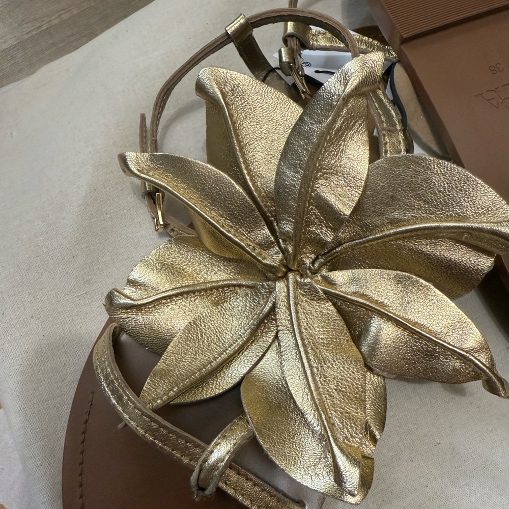 Zara Metallic Gold Women's Sandals BLOGGERES FAVORITE - Picture 10 of 10